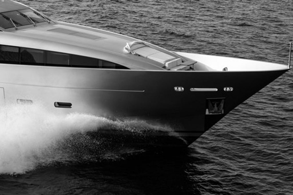 isa-yachts-silver-wind-11