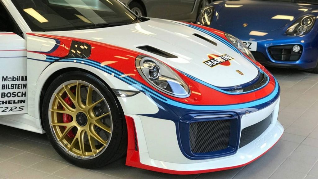 porsche-911-gt2-rs-martini-935-78-moby-dick