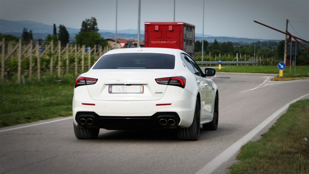 maserati-ghibli-hybrid-prova-test-l-italia-s-è-desta (35)