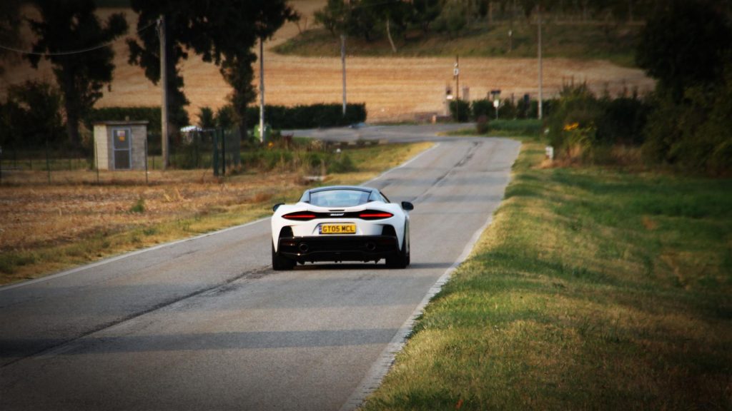 mclaren-gt-prova-test (54)