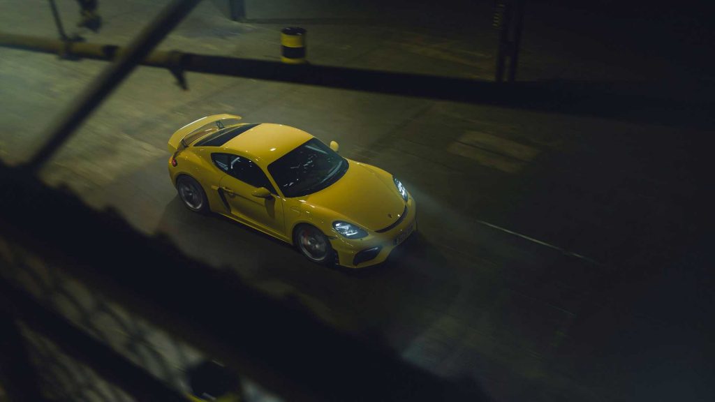 porsche-718-cayman-gt4