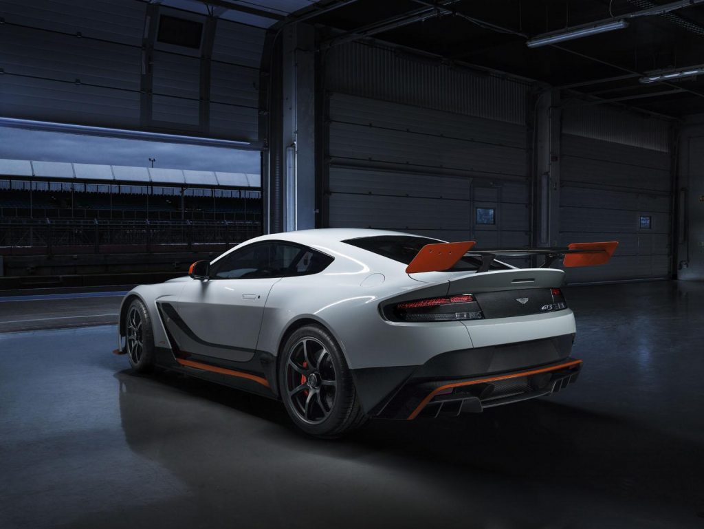 aston-martin-vantage-gt3-13