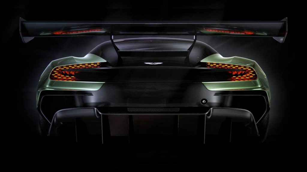 aston-martin-vulcan-4