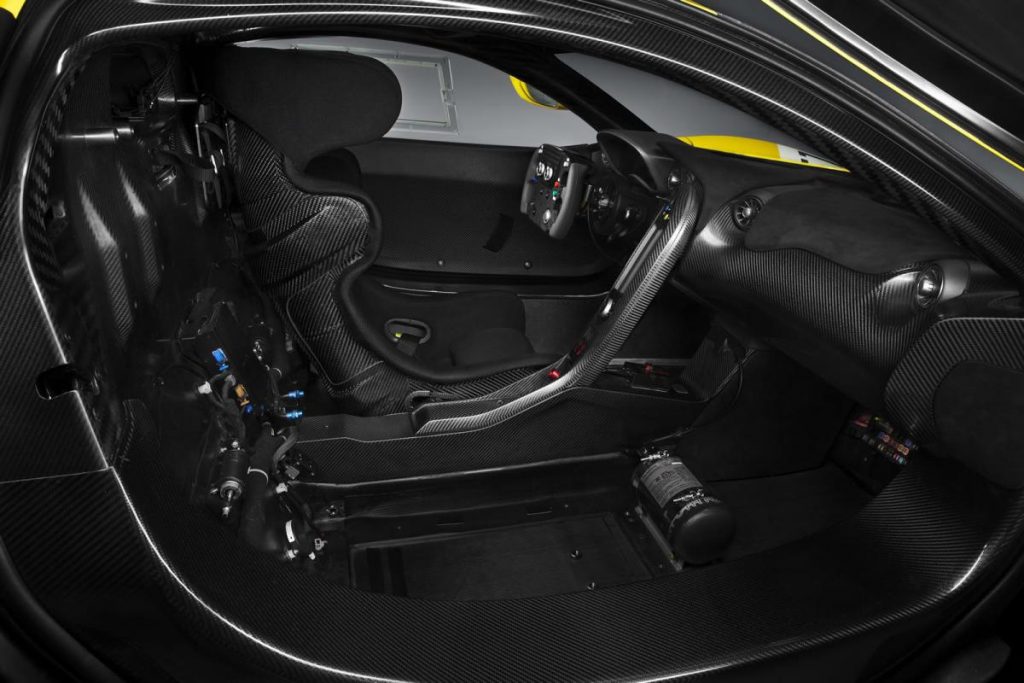 mclaren-p1-gtr-10