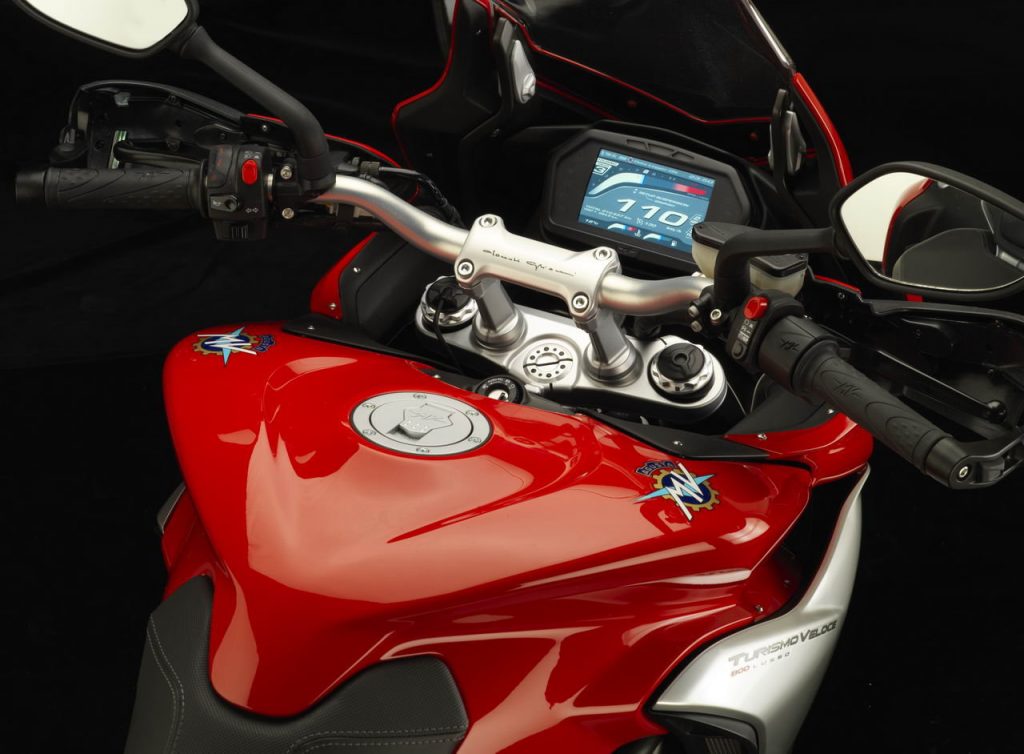 mv-agusta-turismo-veloce-4