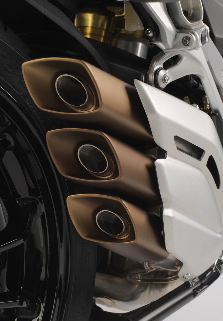 mv-agusta-turismo-veloce-5