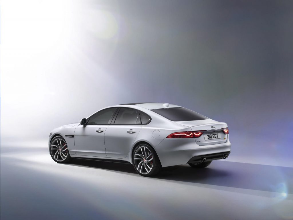 nuova-jaguar-xf-5