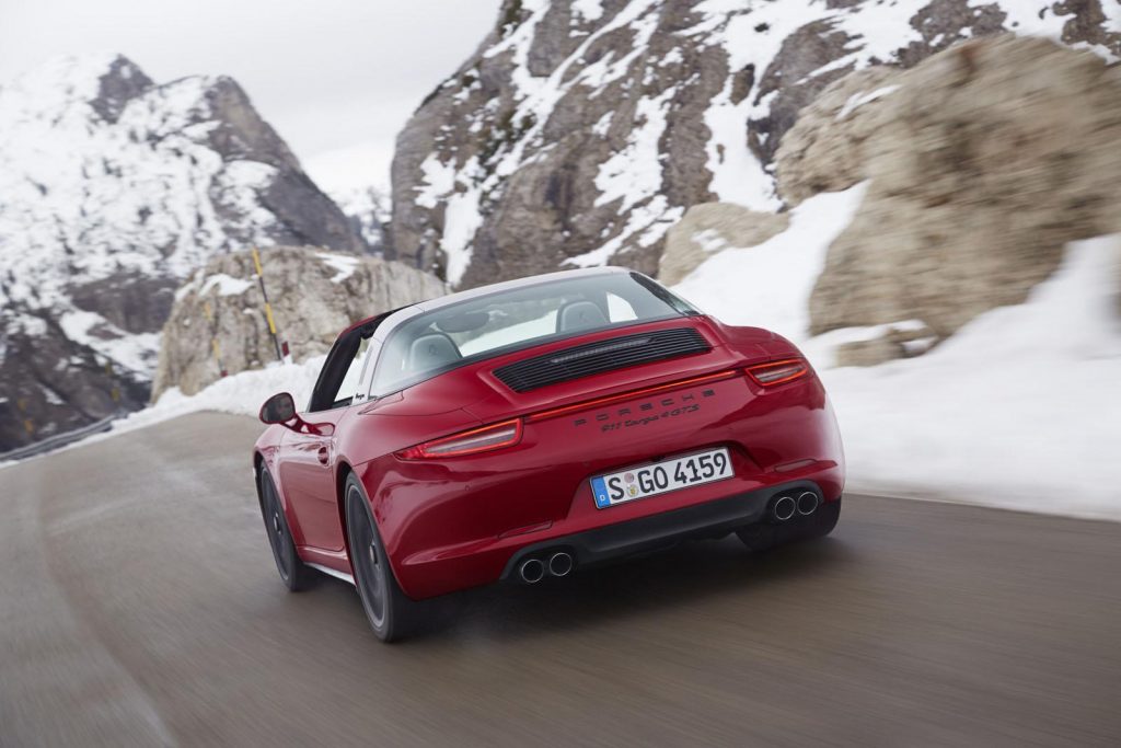 porsche-911-targa-4-gts-4