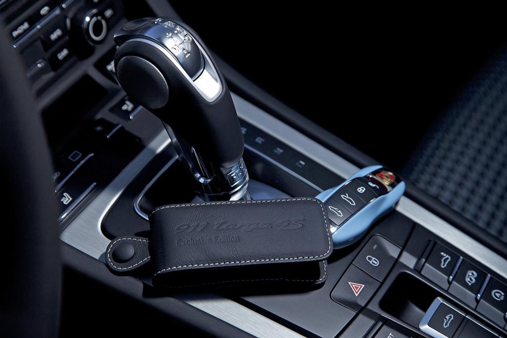porsche-911-targa-4s-exclusive-edition-13