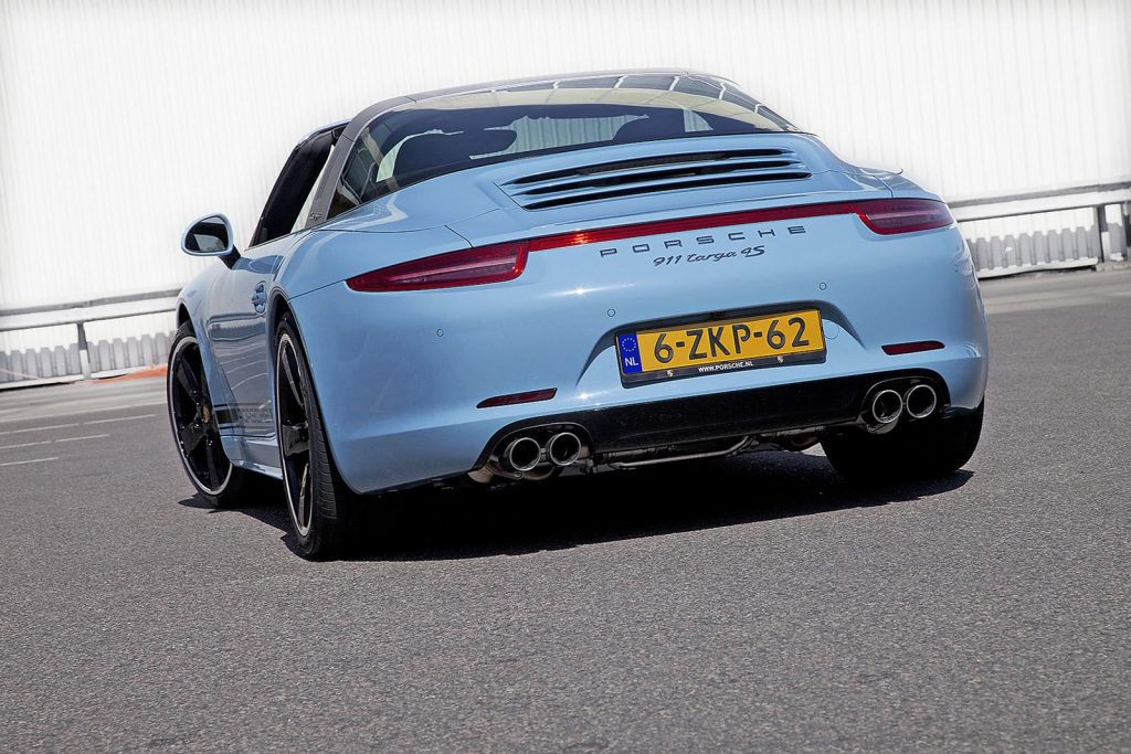 porsche-911-targa-4s-exclusive-edition-18