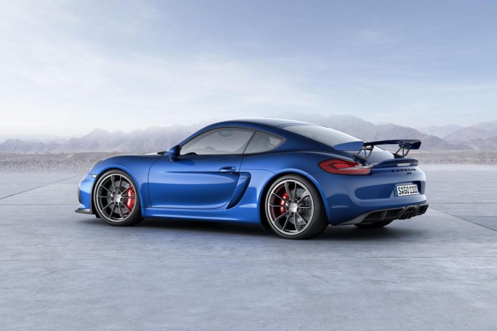 porsche-cayman-gt4-5