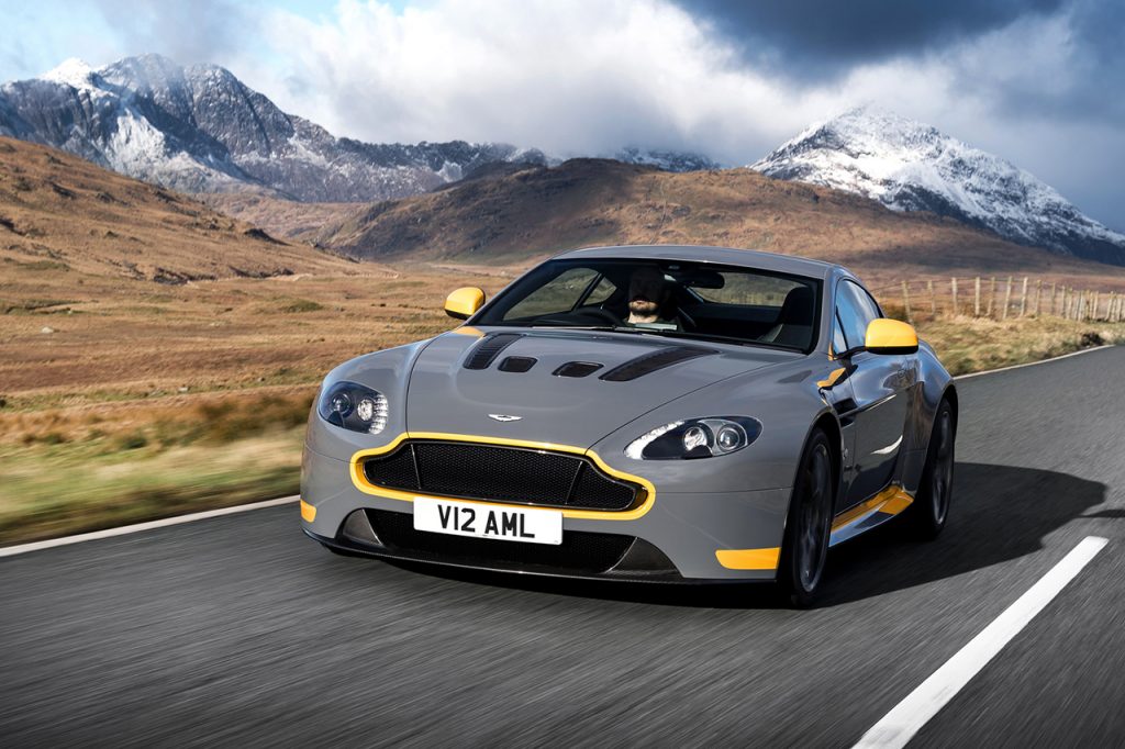 aston-martin-v12-vantage-s-2017