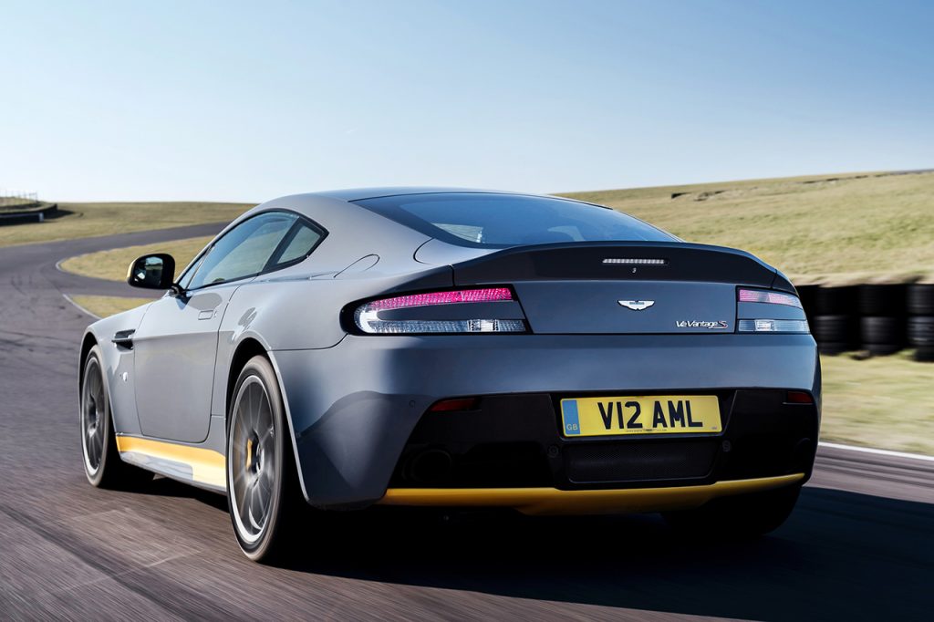aston-martin-v12-vantage-s-2017