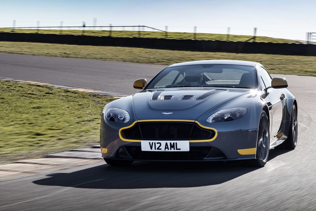 aston-martin-v12-vantage-s-2017
