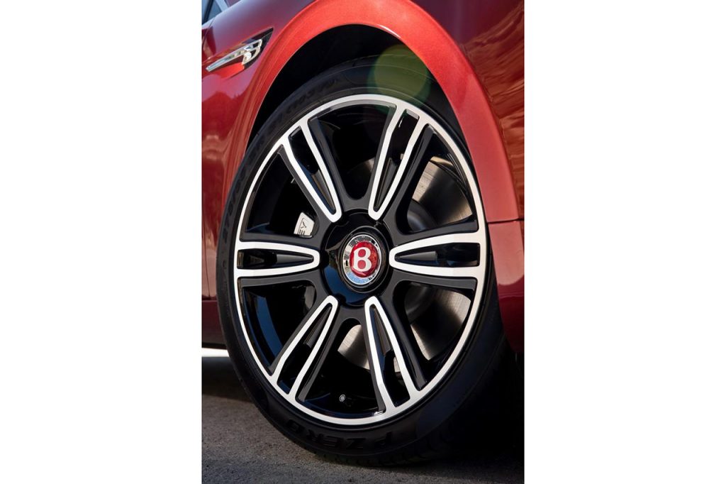 bentley-flying-spur-v8-s