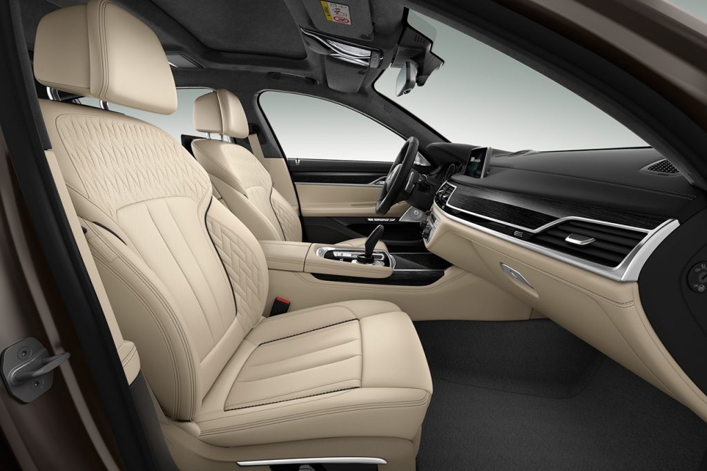 bmw-m760i-xdrive