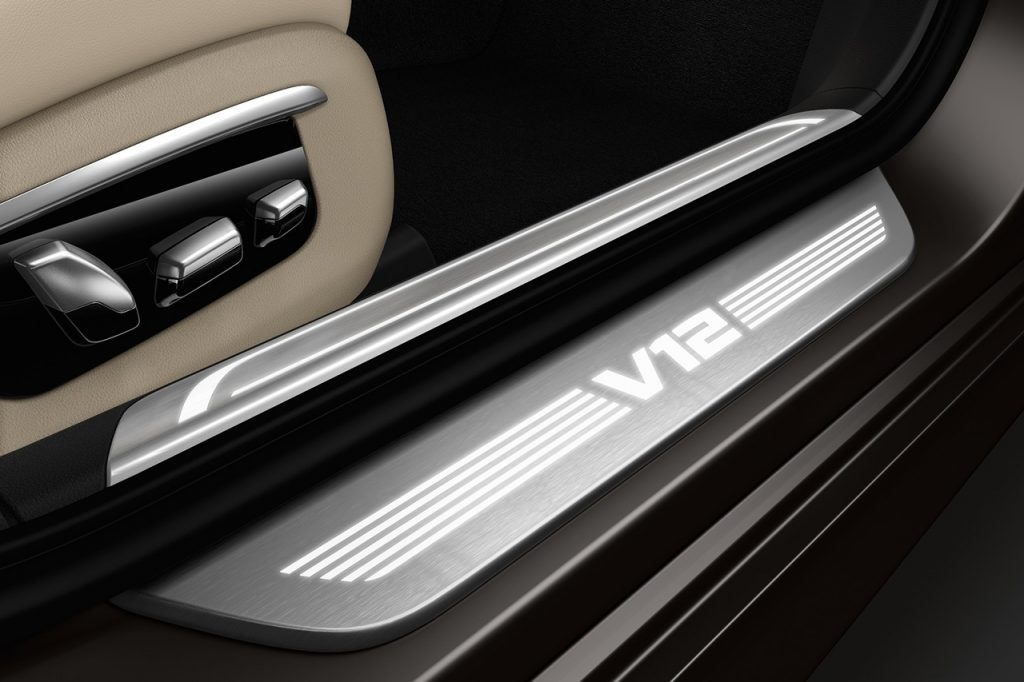 bmw-m760i-xdrive