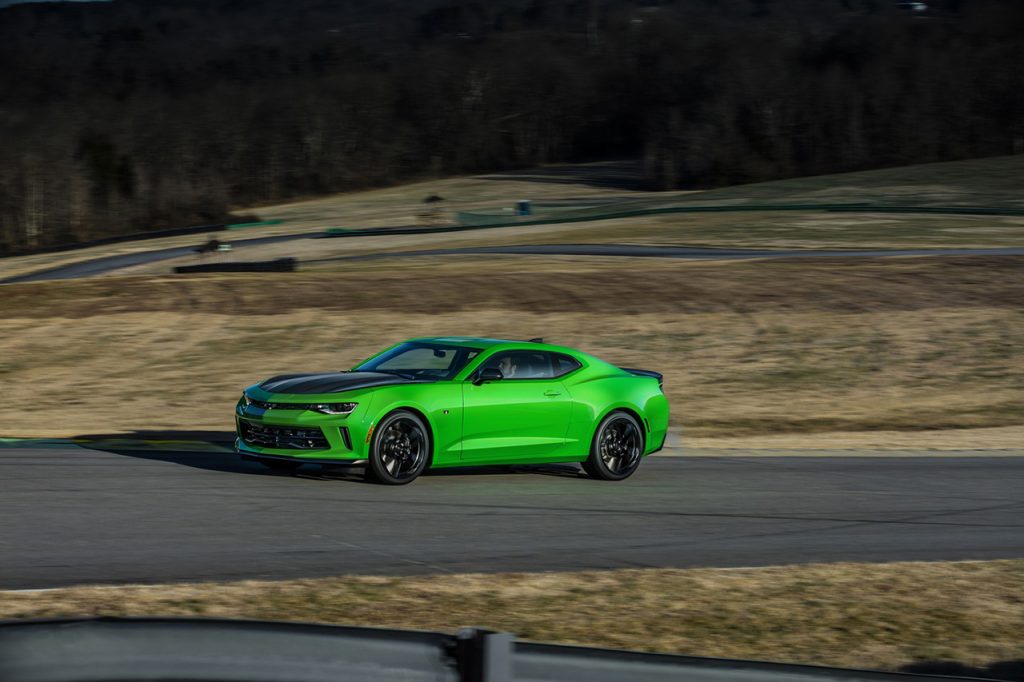 2017 Chevrolet Camaro 1LE performance package will be available