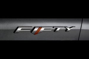 chevrolet-camaro-50th-anniversary-edition-2