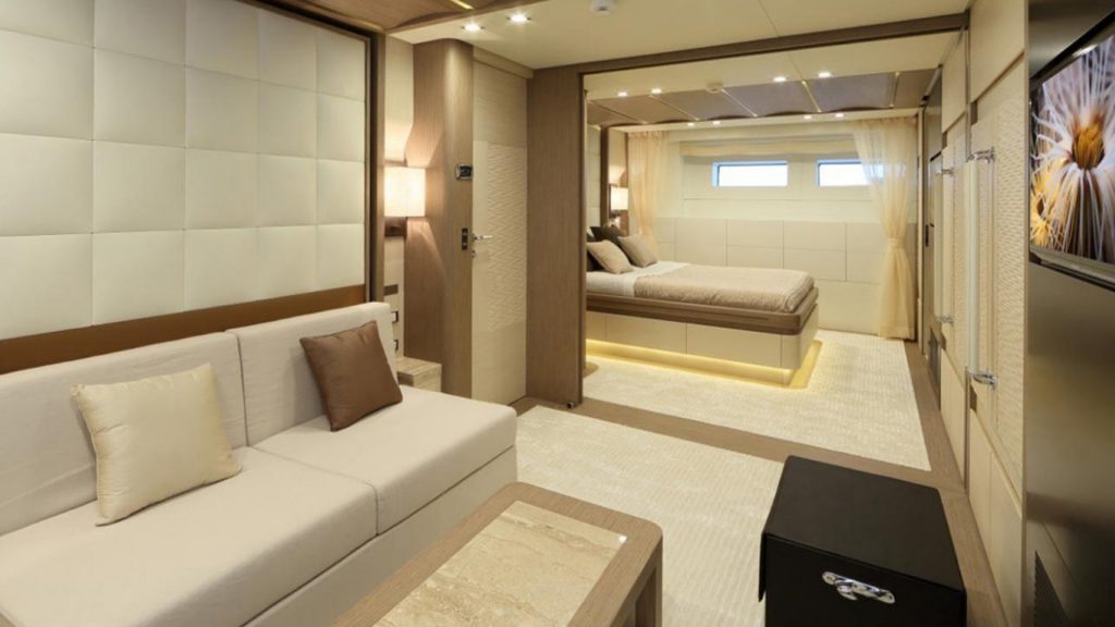 columbus-yacht-40m-sport-hybrid