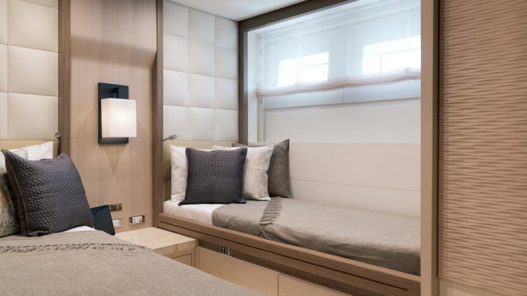 columbus-yacht-40m-sport-hybrid