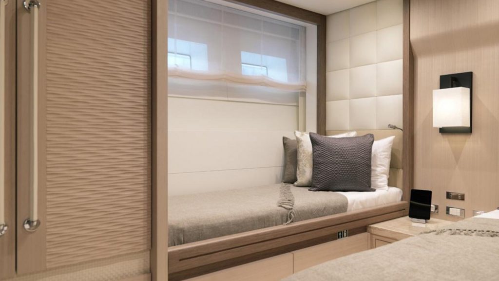 columbus-yacht-40m-sport-hybrid