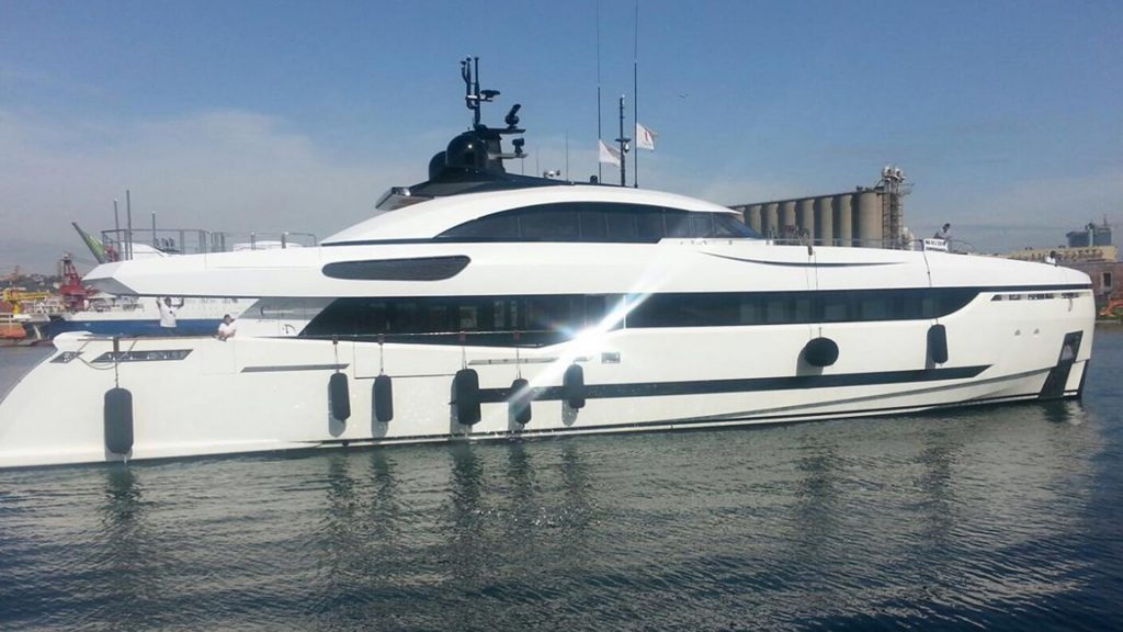 columbus-yacht-40m-sport-hybrid