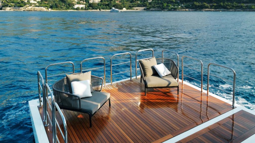 columbus-yacht-40m-sport-hybrid