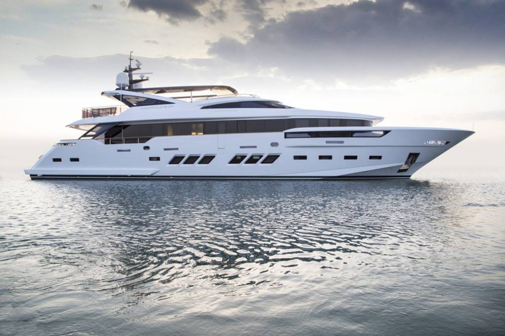 dl-yachts-dreamline-34