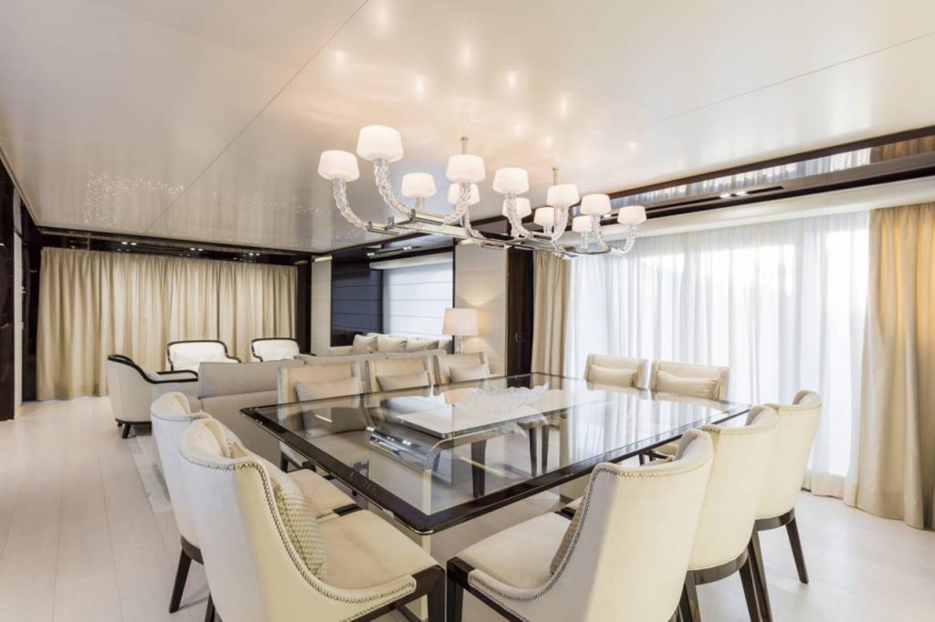 dl-yachts-dreamline-34