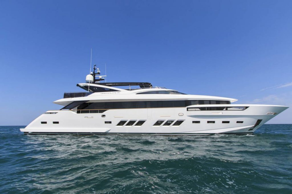 dl-yachts-dreamline-34