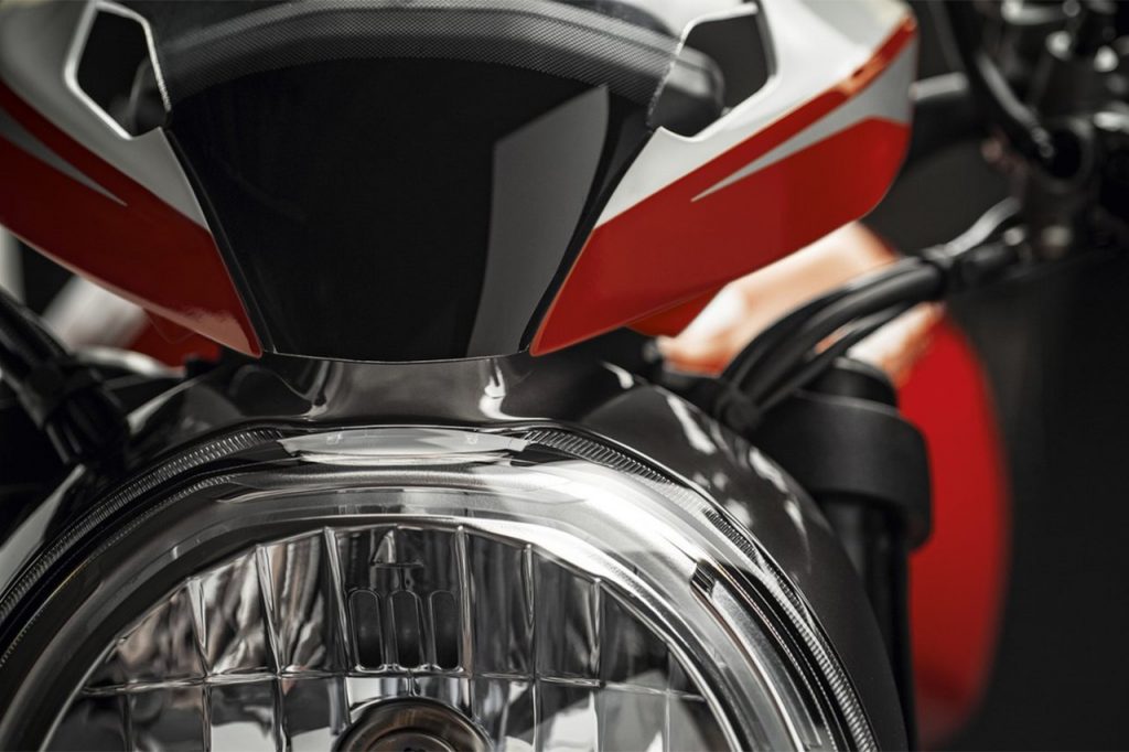 ducati-monster-1200-r-9