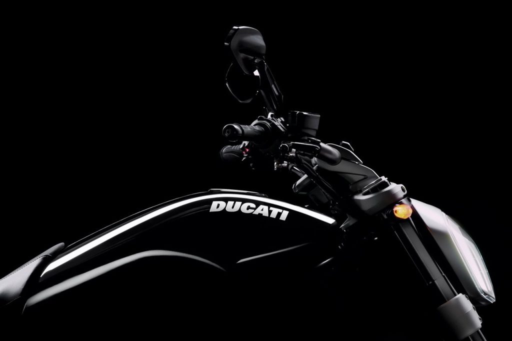 ducati-xdiavel-xdiavel-s