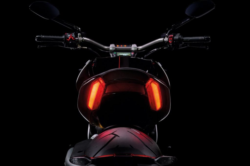 ducati-xdiavel-xdiavel-s