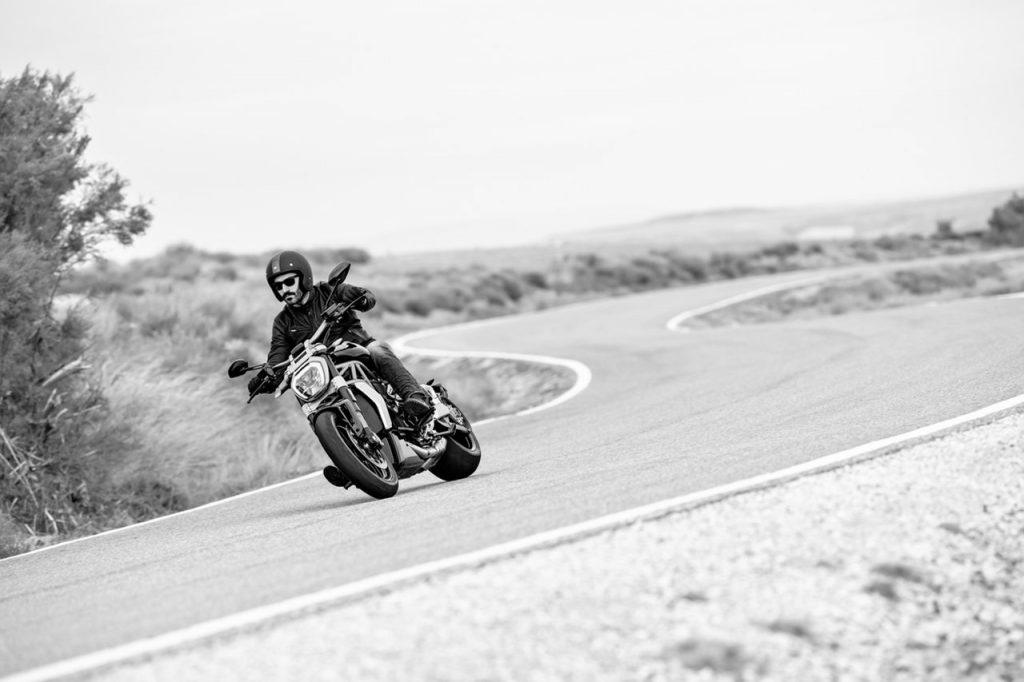 ducati-xdiavel-xdiavel-s