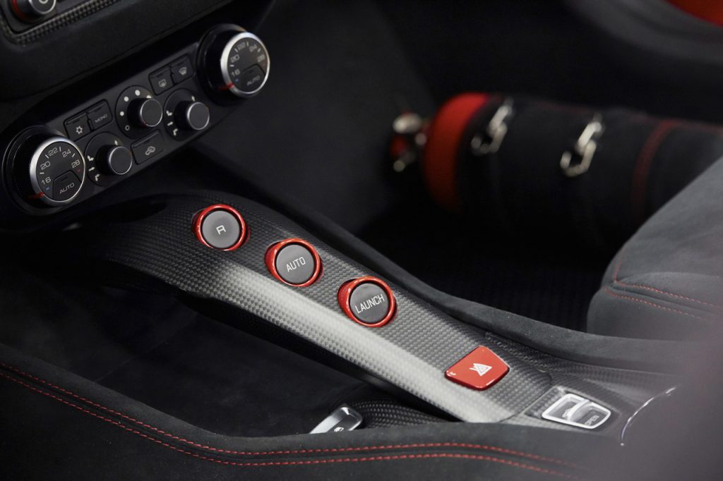 ferrari-california-t-tailor-made