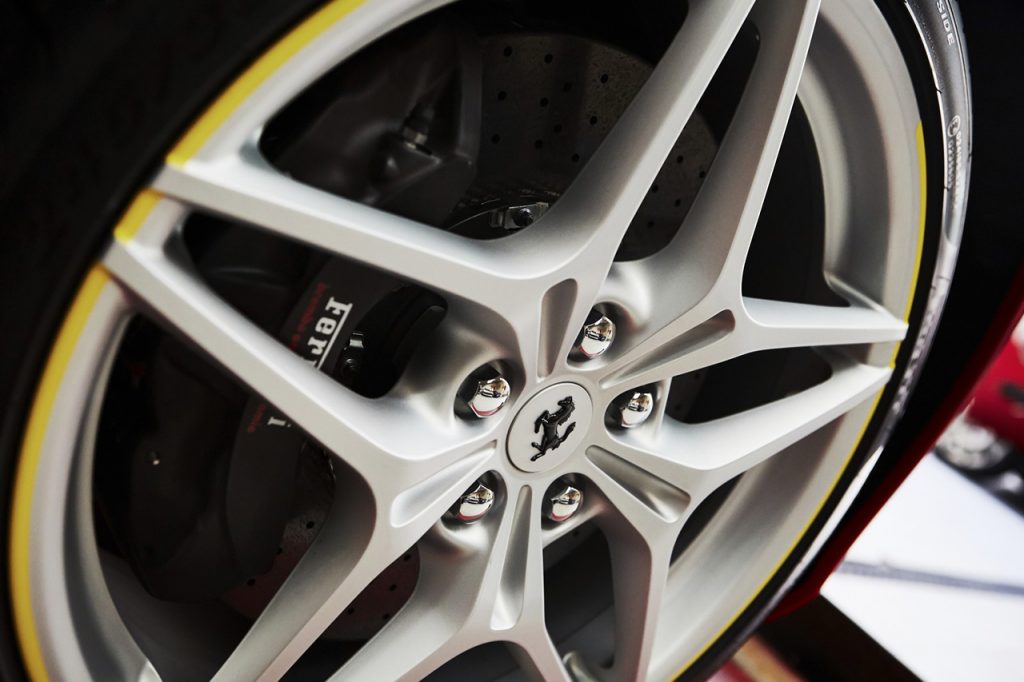 ferrari-california-t-tailor-made