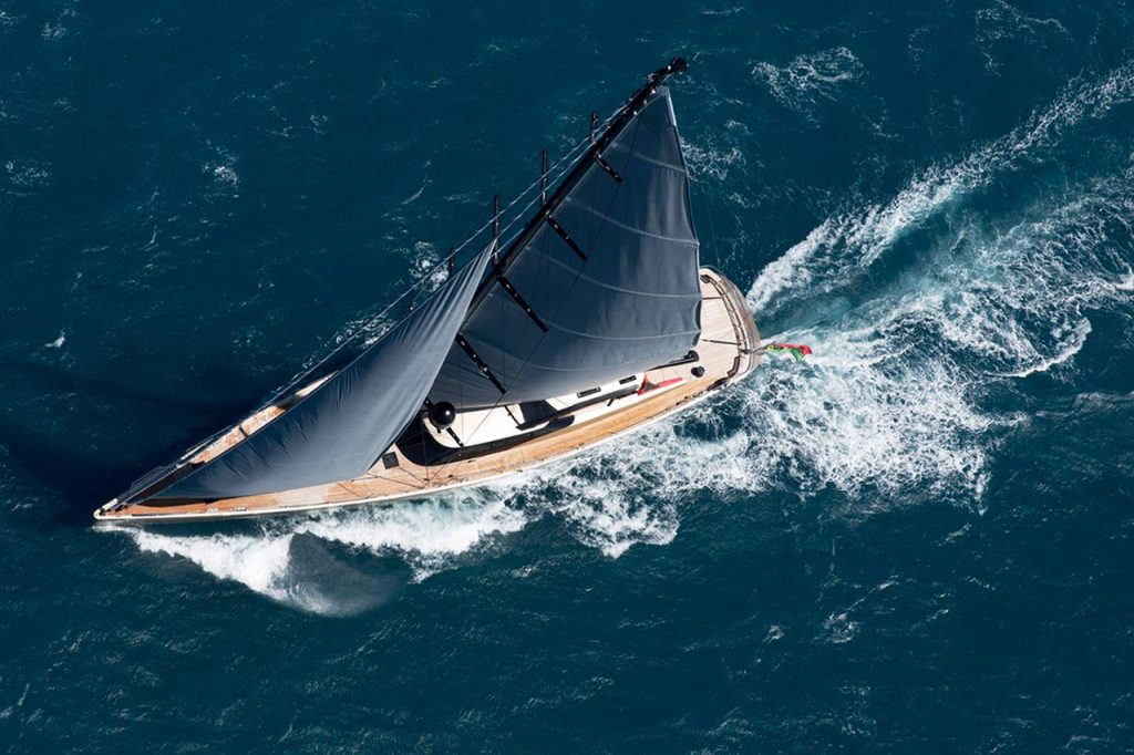 fitzroy-yachts-escapade