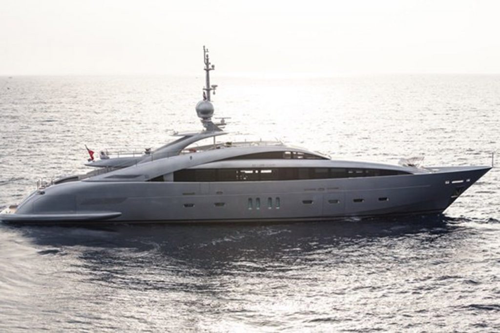 isa-yachts-silver-wind-10