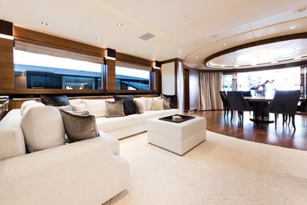 isa-yachts-silver-wind-5
