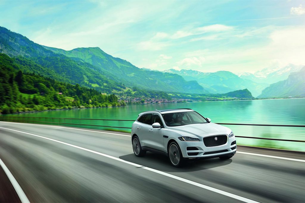 jaguar-f-pace-9