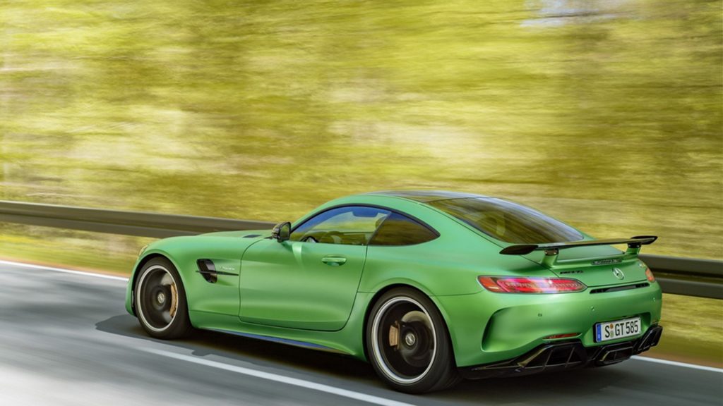 mercedes-amg-gt-r