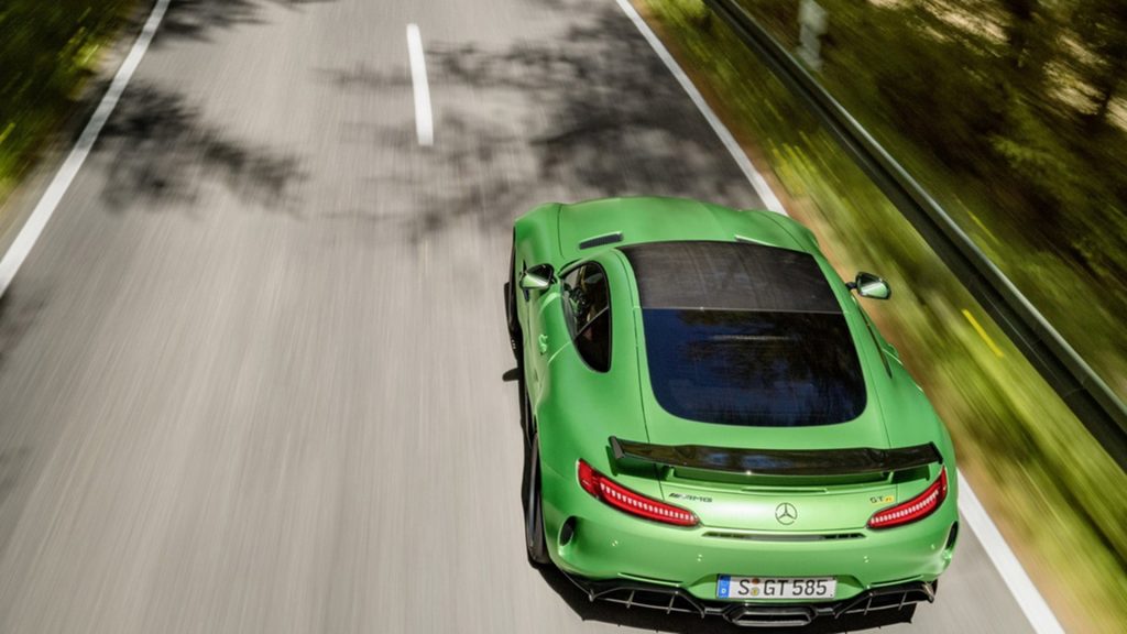 mercedes-amg-gt-r