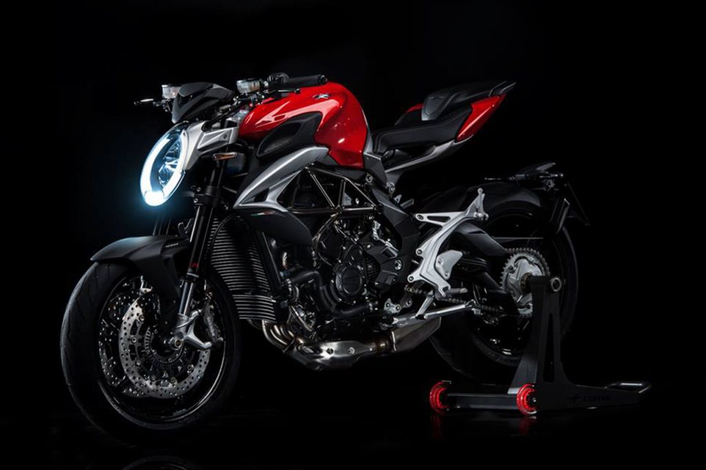 mv-agusta-brutale-800-2016