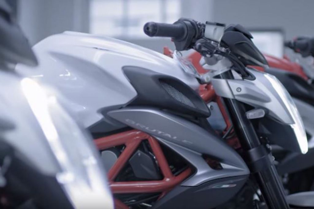 mv-agusta-brutale-800-my-2016