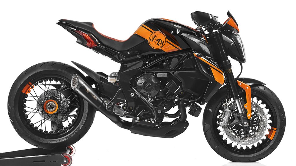 mv-agusta-dragster-800-rr-j-ax