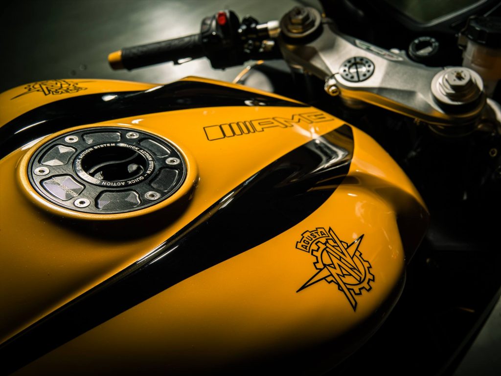 mv-agusta-f3-800-amg-gt-5
