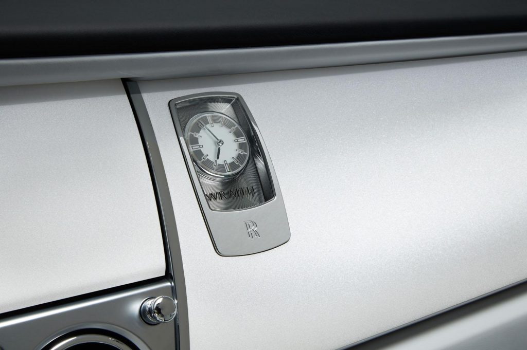 rolls-royce-wraith-inspired-by-fashion-3