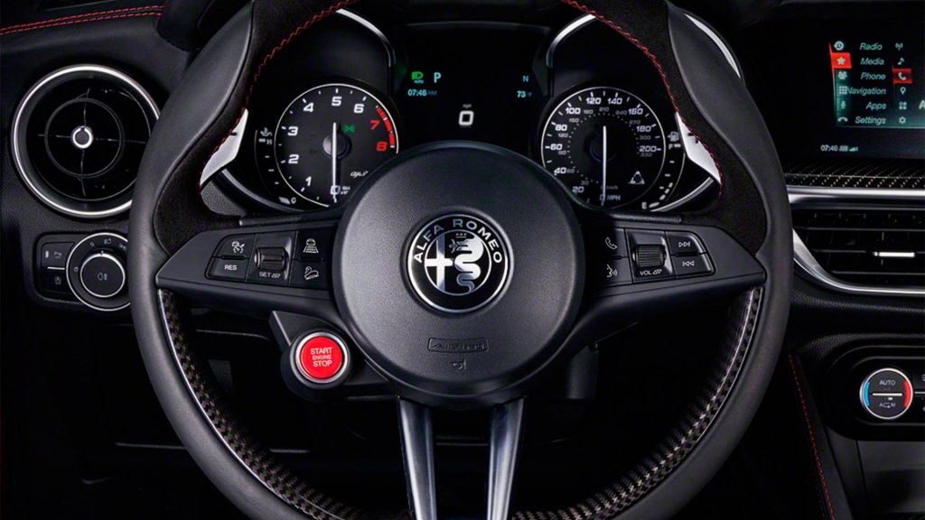 alfa-romeo-stelvio-quadrifoglio