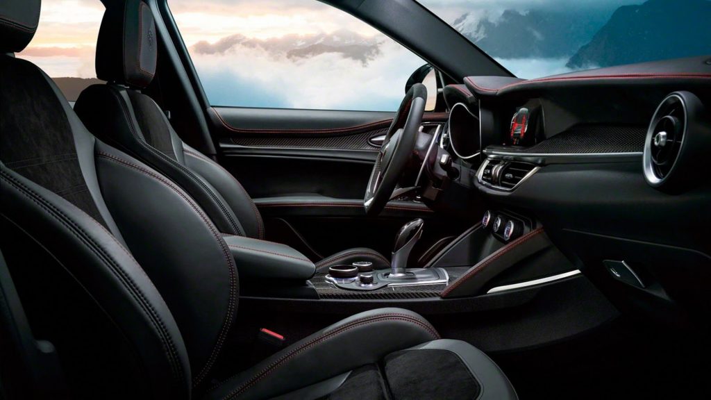 alfa-romeo-stelvio-quadrifoglio